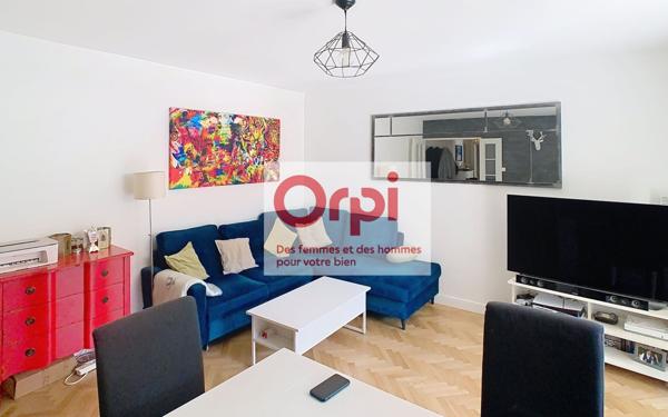 Appartement à vendre    2 pièces • 49,43 m2 Issy-les-Moulineaux