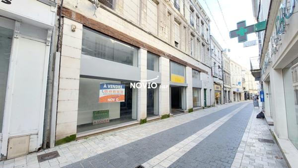 local commercial 300 m² centre-ville de Chatellerault