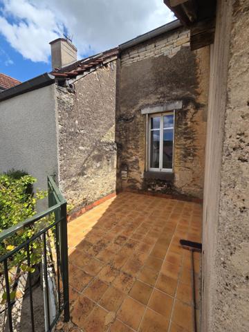 Plombières - Maison de ville avec garage et jardin