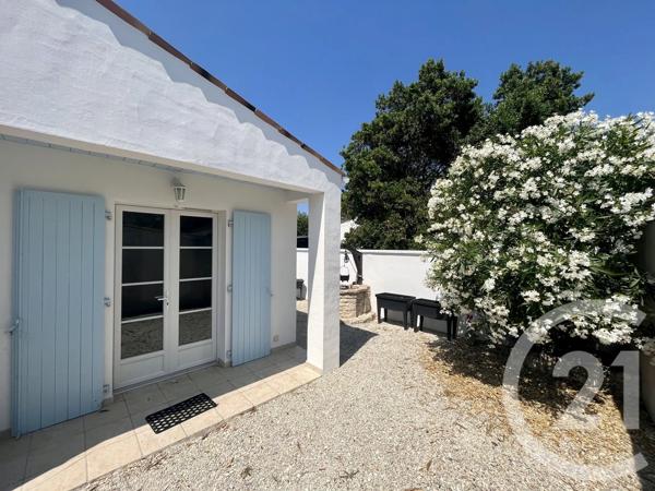 Maison à vendre  8 pièces - 152,15 m 2   ST GEORGES D OLERON  - 17