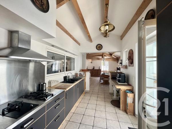 Maison à vendre  8 pièces - 152,15 m 2   ST GEORGES D OLERON  - 17