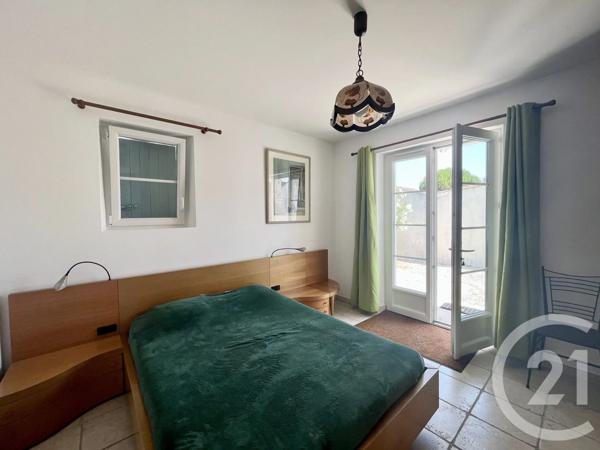 Maison à vendre  8 pièces - 152,15 m 2   ST GEORGES D OLERON  - 17