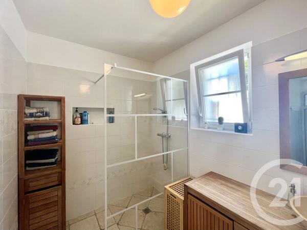 Maison à vendre  8 pièces - 152,15 m 2   ST GEORGES D OLERON  - 17