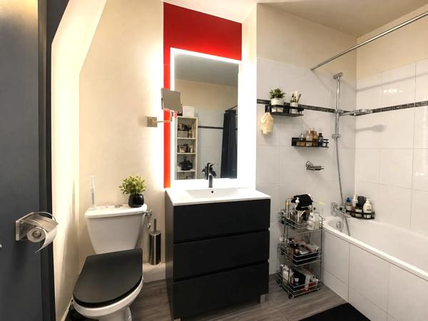 Maison
         4 pièces
        - 94 m² 275 000 € *