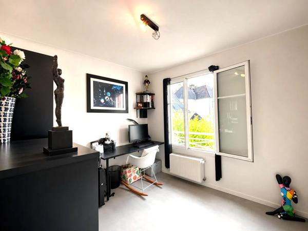 Maison
         4 pièces
        - 94 m² 275 000 € *