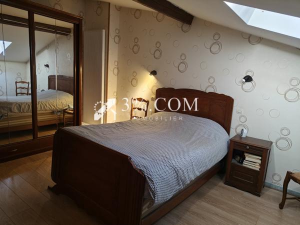 Maison de village 6 pièce(s) 4 chambre(s) 172 m²