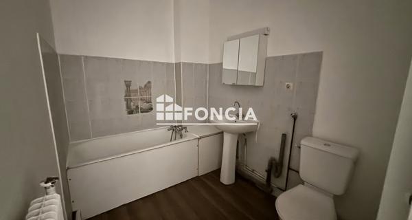 Location Studio 31.99 m² - Trappes 78190