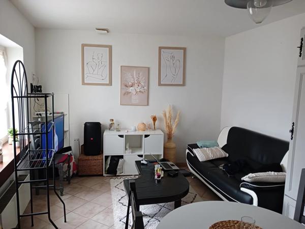 Maison de ville et studio indépendant