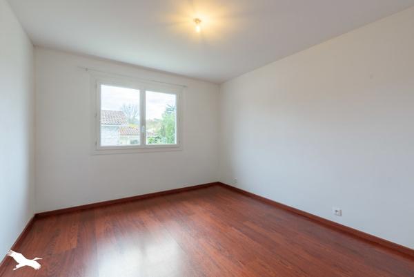 Maison à vendre |  Saint-Pierre-du-Mont |  7 pièces | 222 m²