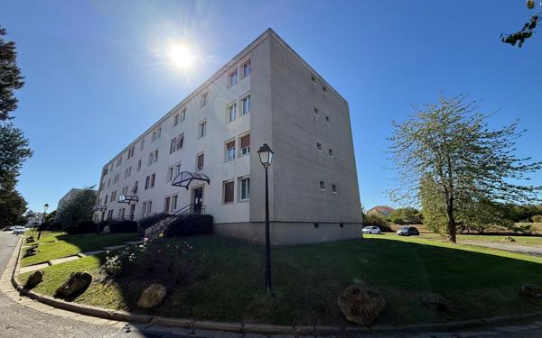 Appartement à vendre    4 pièces •  Nozay