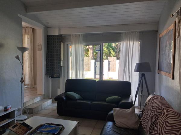 Villa de bord de mer, plage et forêt à pied