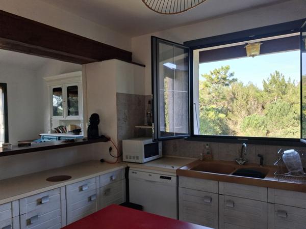 Maison atypique à rénover à 100 m de l'océan, au calme entre forêt et dunes