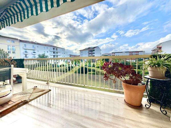 Appartement coeur de ville au calme