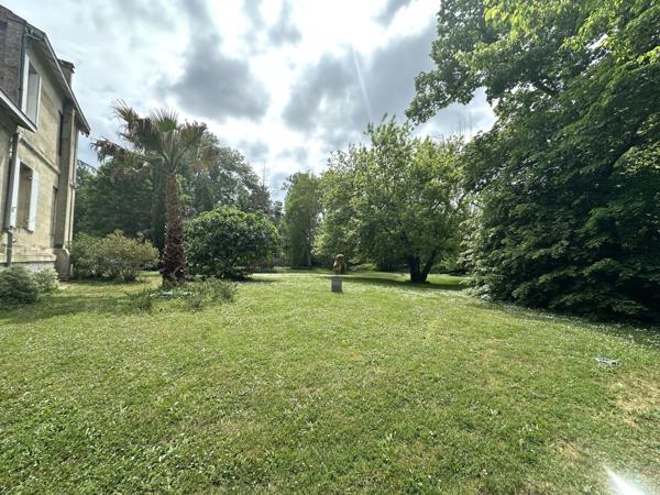 Maison de maître avec parc, piscine et accès rivière – Entre Bordeaux, Saint-Émilion et Bergerac