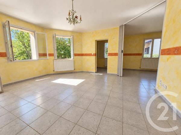 Maison à vendre  4 pièces - 124 m 2   PERNES LES FONTAINES  - 84