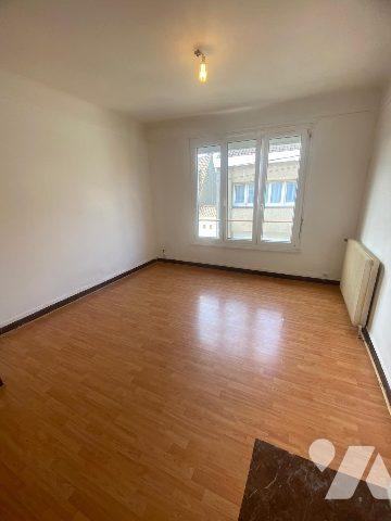 CALAS SECTEUR CURIE ENSEMBLE IMMOBILIER APPARTEMENT ET GARAGE