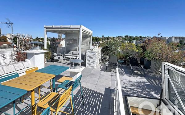 Appartement à vendre    4 pièces • 84,10 m2 Clamart