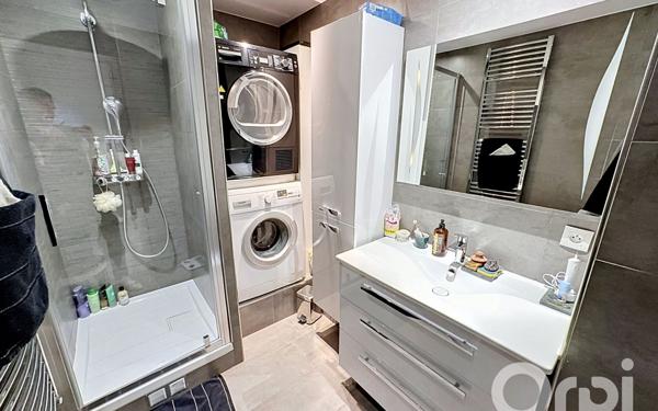 Appartement à vendre    4 pièces • 84,10 m2 Clamart
