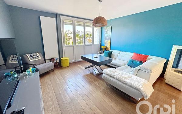 Appartement à vendre    4 pièces • 84,10 m2 Clamart