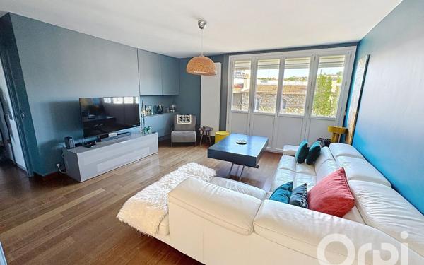 Appartement à vendre    4 pièces • 84,10 m2 Clamart