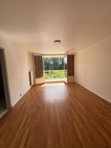 Bel appartement T3 avec balcon et cave – Limoges