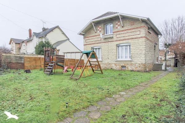 Maison à vendre |  Les Mureaux |  5 pièces | 100 m²