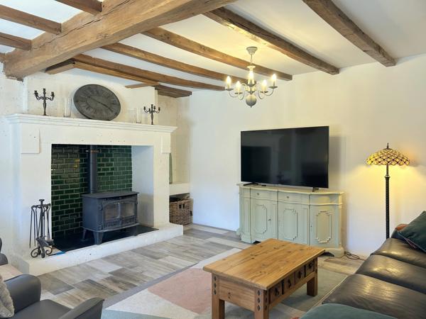 Charmante maison individuelle de 5 chambres avec grange et maison à rénover