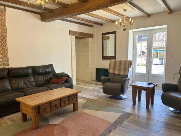 Charmante maison individuelle de 5 chambres avec grange et maison à rénover