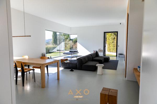 LE THOLONET - AU PIED DE LA SAINTE VICTOIRE - MAISON D'ARCHITECTE - VUE - PISCINE - JARDIN - 3360 M2 - DEPENDANCE - 1 495 000 €