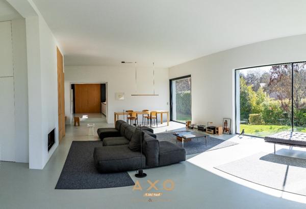 LE THOLONET - AU PIED DE LA SAINTE VICTOIRE - MAISON D'ARCHITECTE - VUE - PISCINE - JARDIN - 3360 M2 - DEPENDANCE - 1 495 000 €