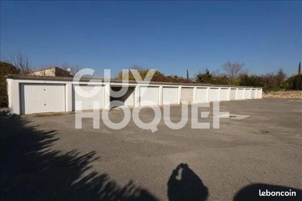 25 garages BEAUNE place Madeleine