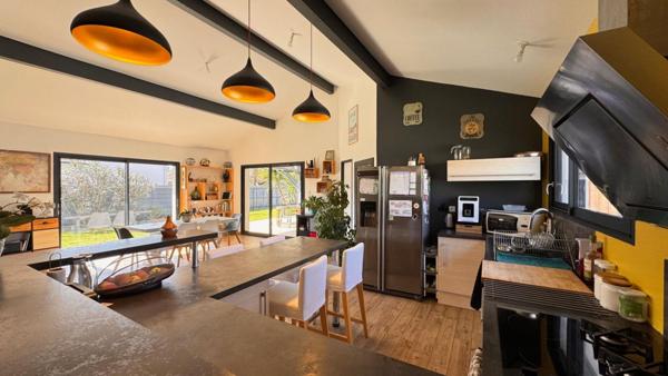 VILLA PLAIN-PIED QUARTIER PRIVILEGIE