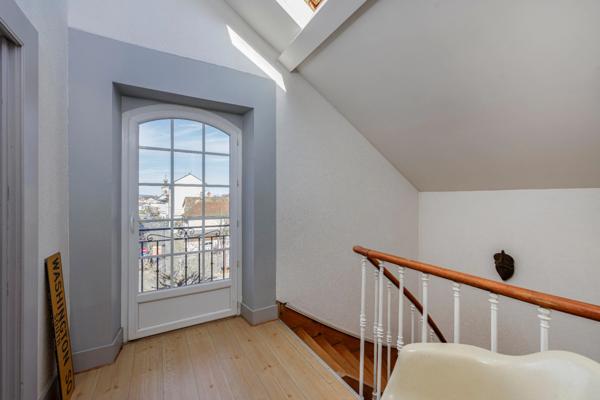 Maison à vendre 7 pièces DIVONNE LES BAINS (01)