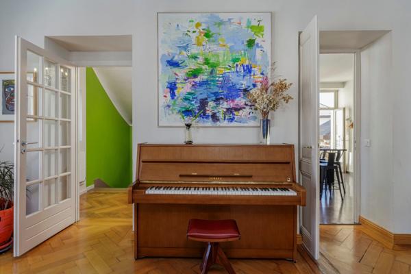 Maison à vendre 7 pièces DIVONNE LES BAINS (01)