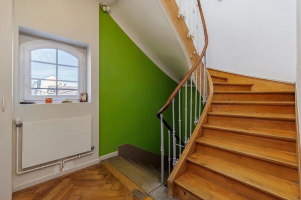 Maison à vendre 7 pièces DIVONNE LES BAINS (01)