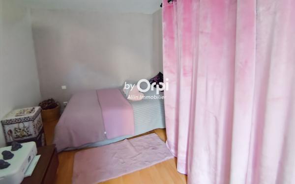 Immeuble à vendre    2 pièces •  Montluçon