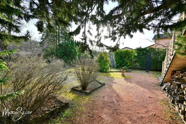 THURINS - PROPRIETE avec parc arboré pour 1 voire 2 logements