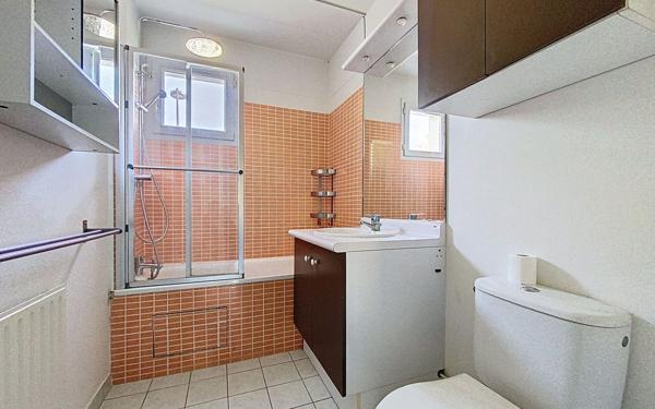 Appartement à louer    4 pièces • 81,73 m2 Guyancourt