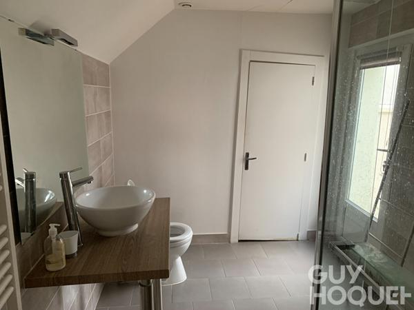 Appartement 3 pièces à louer à CHATEAUDUN - CENTRE VILLE