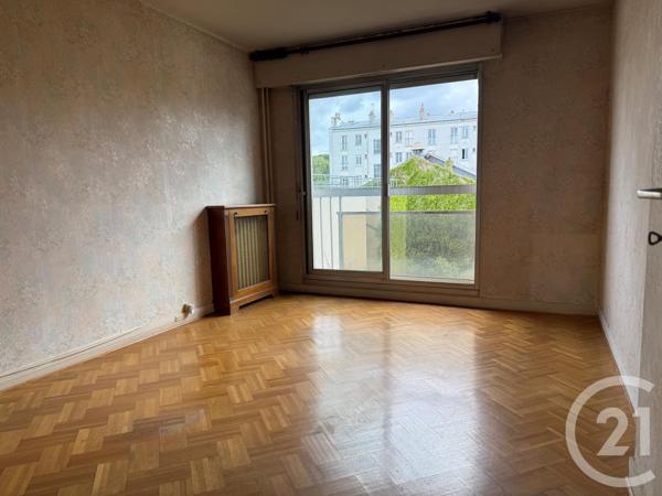 Appartement F2 à vendre  2 pièces - 45,11 m 2   PARIS  - 75011