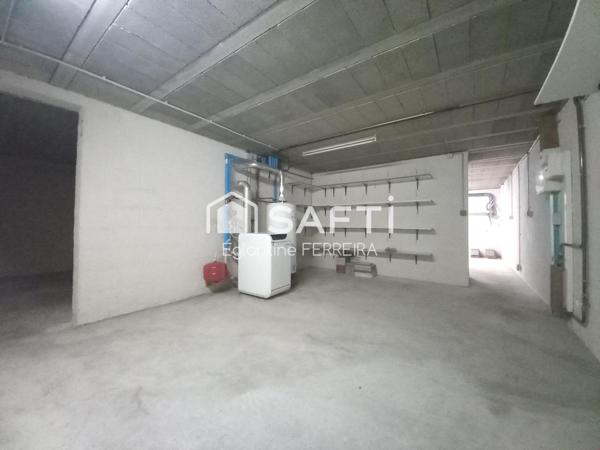 ISSOUDUN, PAVILLON T4 AVEC SOUS-SOL, DEPENDANCE ET JARDIN CLOS