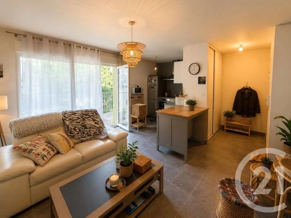 Appartement F3 à vendre  3 pièces - 63,58 m 2   BESANCON  - 25