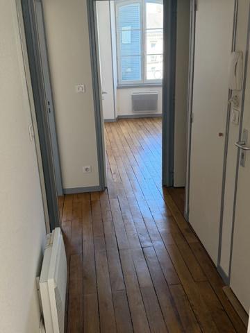 Bel appartement T3 situé à LA CHATRE