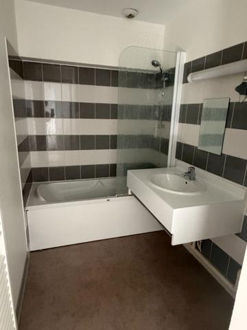Bel appartement T3 situé à LA CHATRE