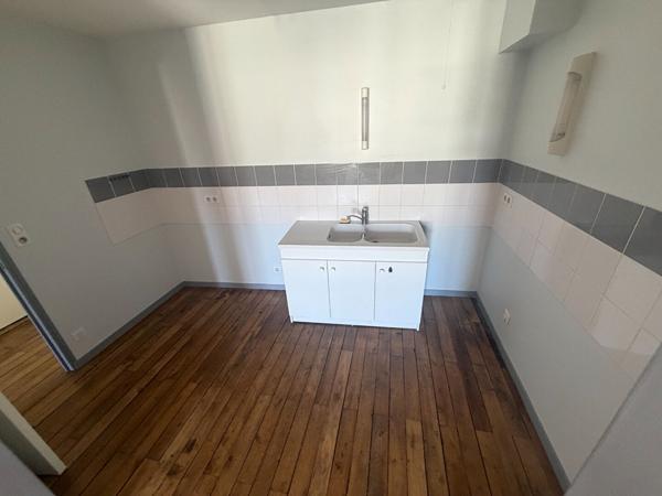 Bel appartement T3 situé à LA CHATRE