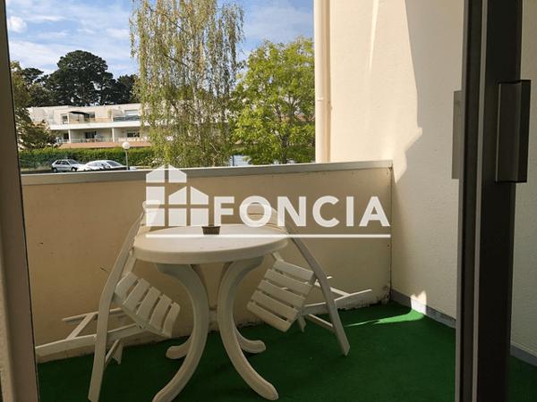 Location Appartement meublé 2 pièces 29.47 m² - 12 RUE PROSPERT MERIME Vannes 56000