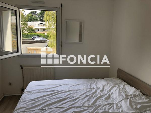 Location Appartement meublé 2 pièces 29.47 m² - 12 RUE PROSPERT MERIME Vannes 56000