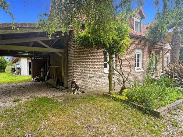 Maison ancienne avec grand terrain