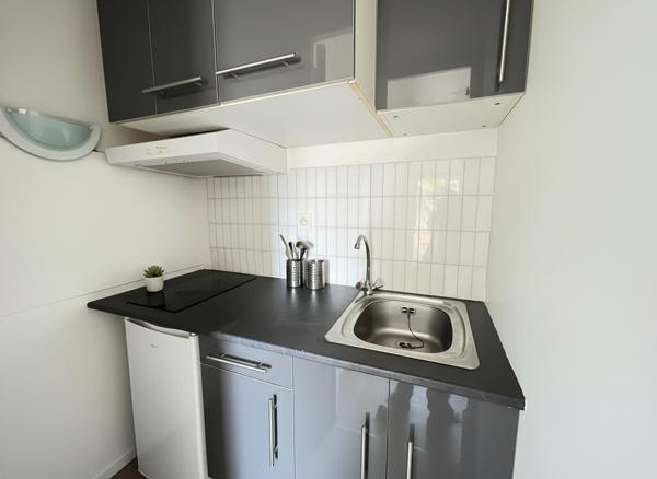 Appartement 1 pièce 23 m² -- Parking - Cave Toulouse