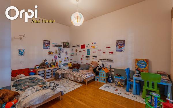 Appartement à vendre    3 pièces •  Privas